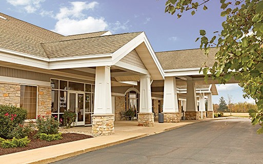 Goshen Physicians Family Medicine Nappanee building with driveway in front