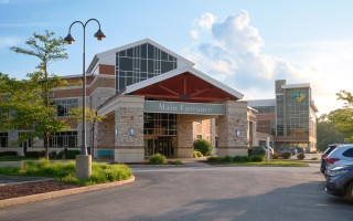 Front entrance to Goshen Hospital